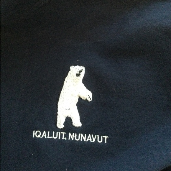 Blue Nunavut hoodie - Picture 3 of 3